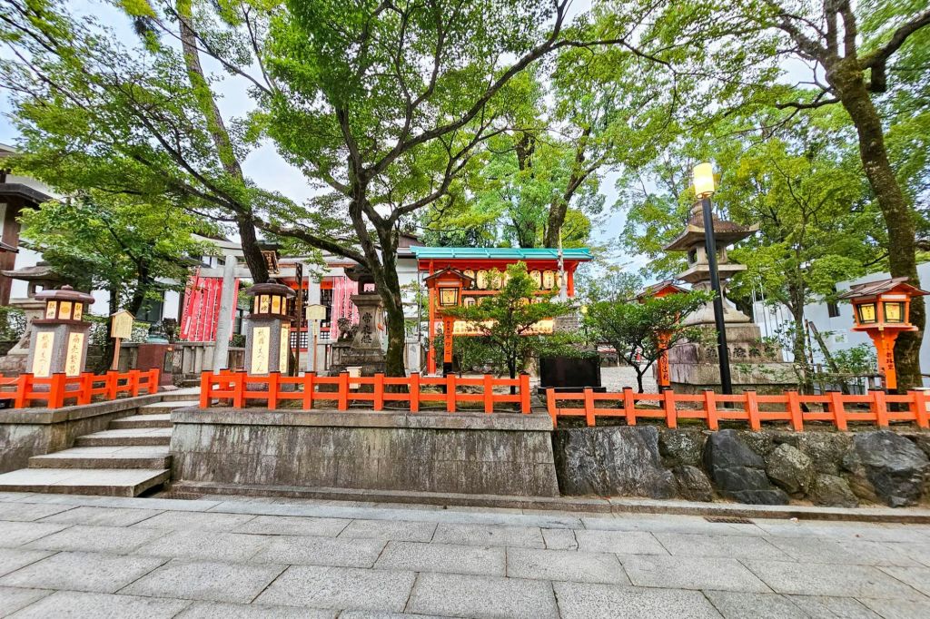 후시미이나리타이샤