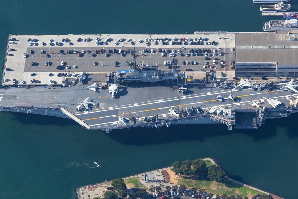 USS 미드웨이