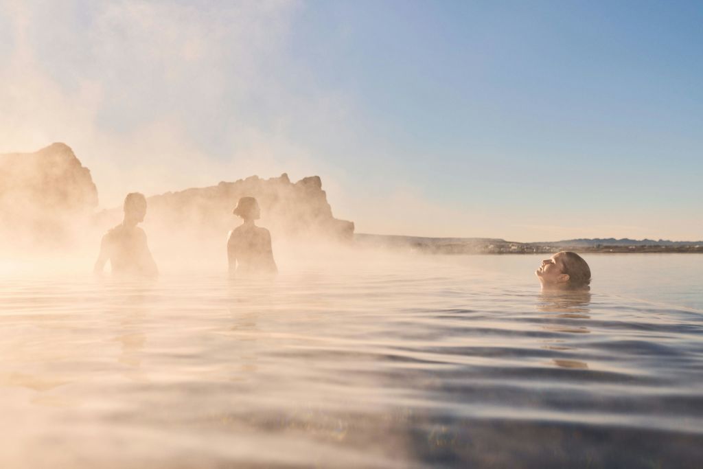 물 속에 있는 사람들