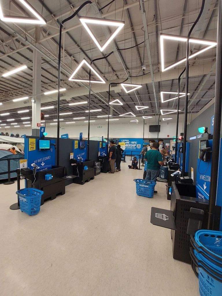 데카트론 KL 시티 센터 점