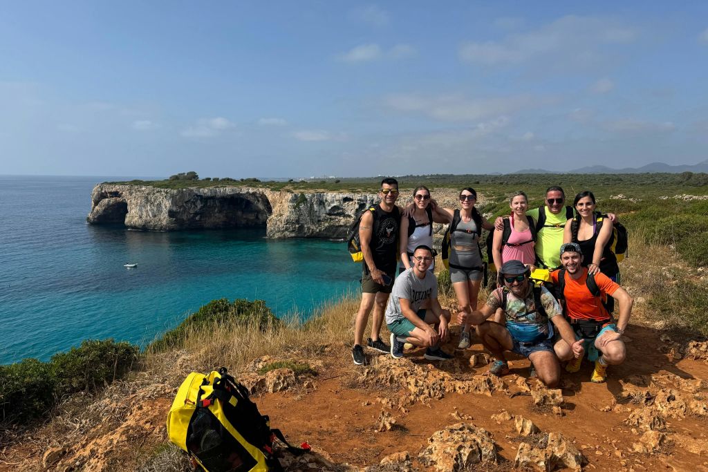 동굴 입구 전망 (월요일부터 금요일까지)