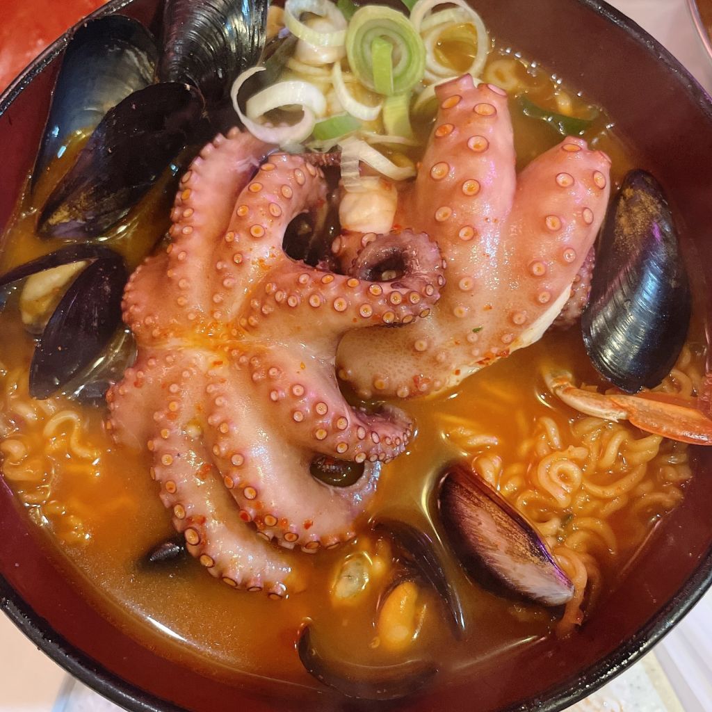 돌문어 상회
