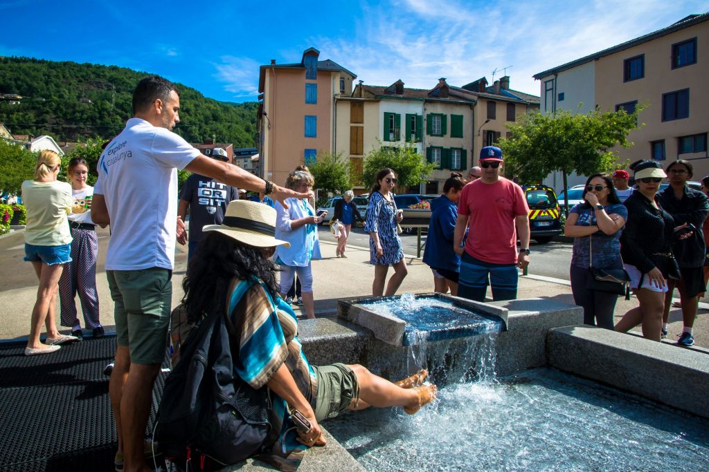 프랑스 스파 타운에서 즐기는 힐링 온천.
