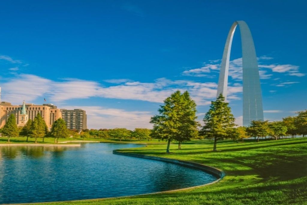 아치, 크루즈, 헬리콥터로 즐기는 세인트루이스 베스트 투어