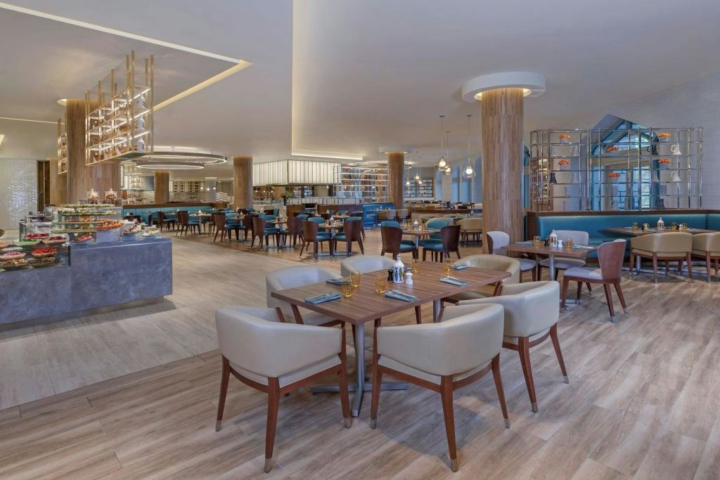 아틀란티스 더 팜 (Atlantis the Palm) 에서 즐기는 사프란 디너 뷔페 (청량 음료 포함)