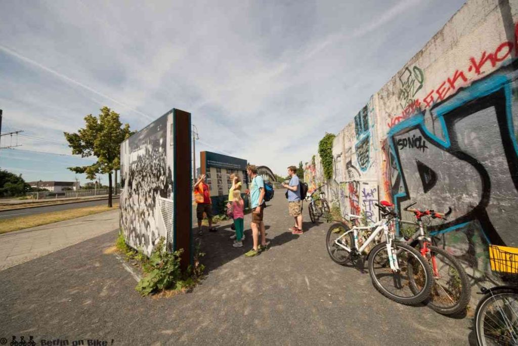 Bornhomler Straße/Platz des 9. November의 체크포인트