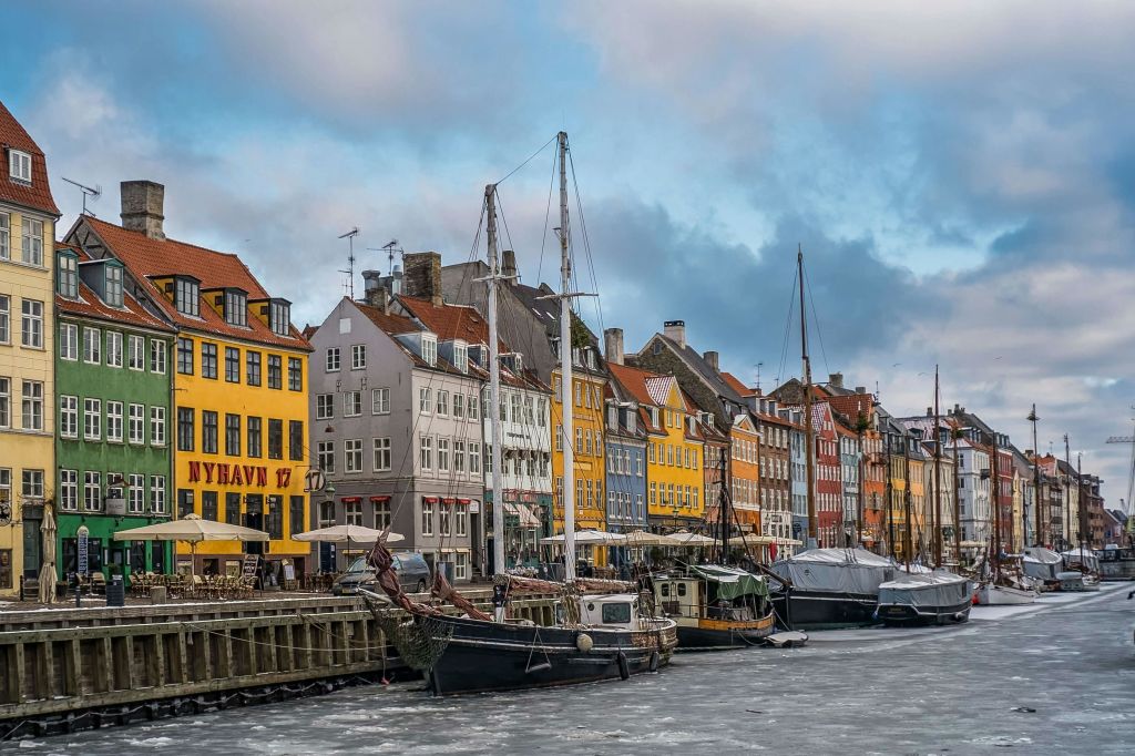 눈 덮인 니하운