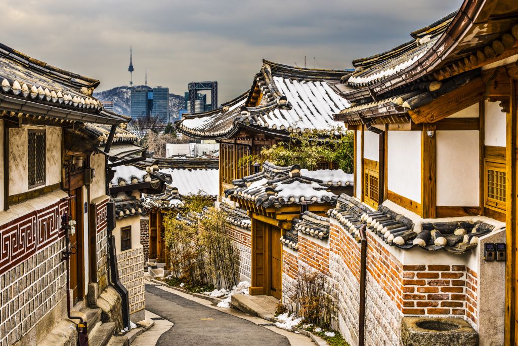 Gyeongbokgung Palace(Hanbok) + Hanok Village + N Seoul Tower + Nanta Show Private Tour