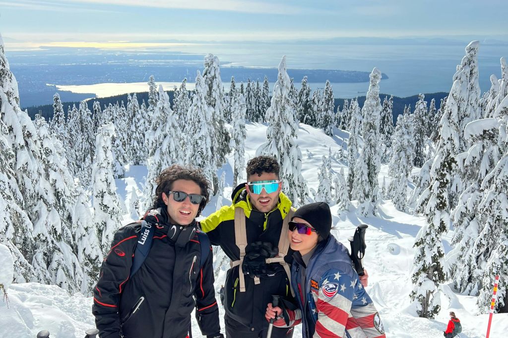 잊지 못할 어드벤처를 공유하세요