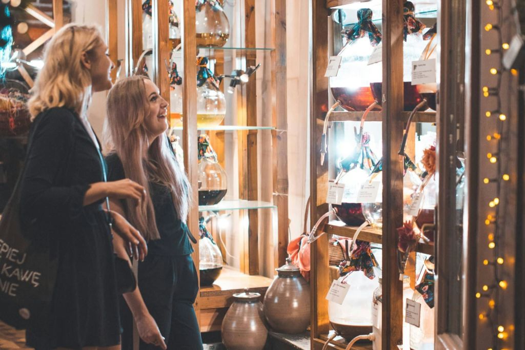 놀라운 맛의 보드카가 가득한 세계.