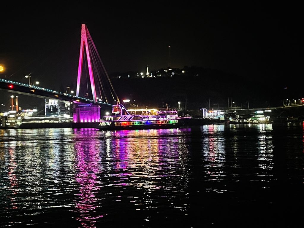 선창가 횟집