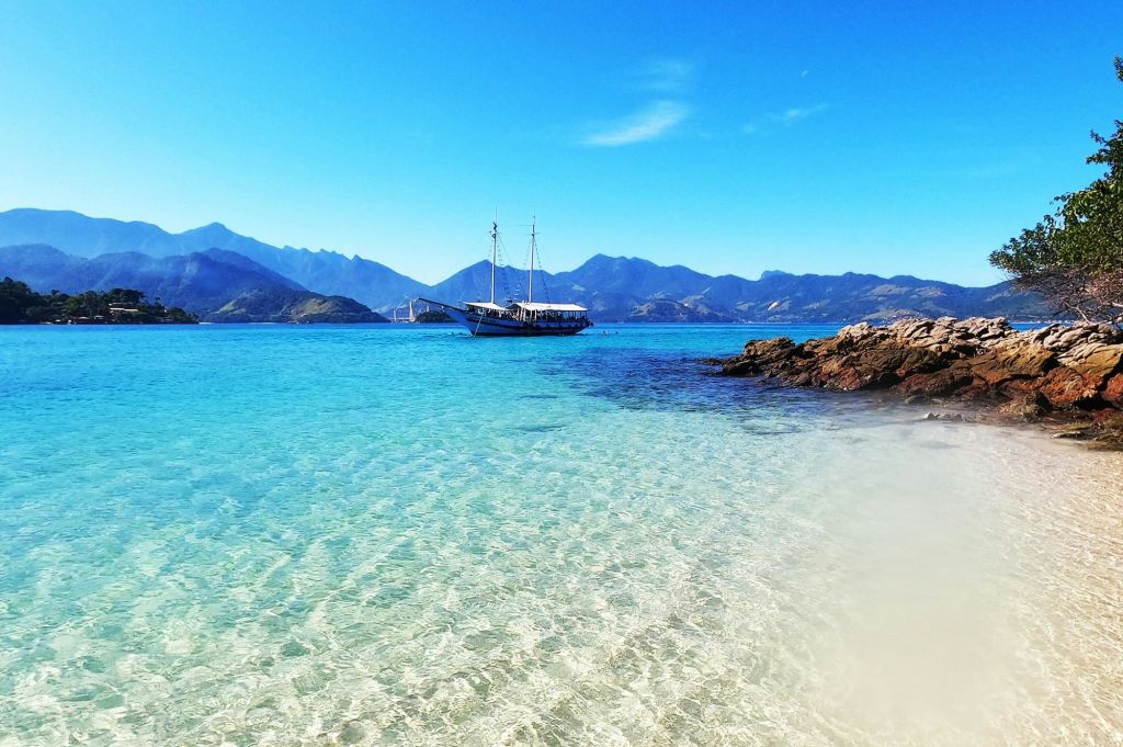 앙그라두스헤이스 & 일랴그란지