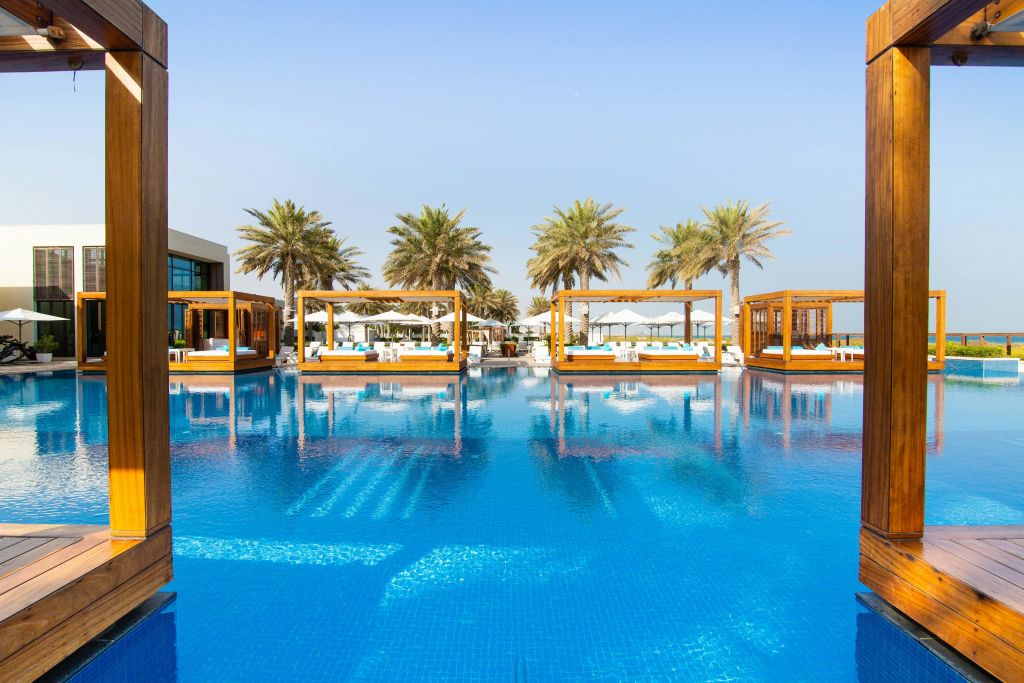 수영장, 카바나