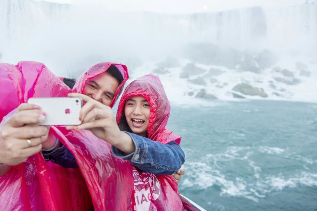Niagara Falls Tour: Boat Ride & Journey Behind the Falls
