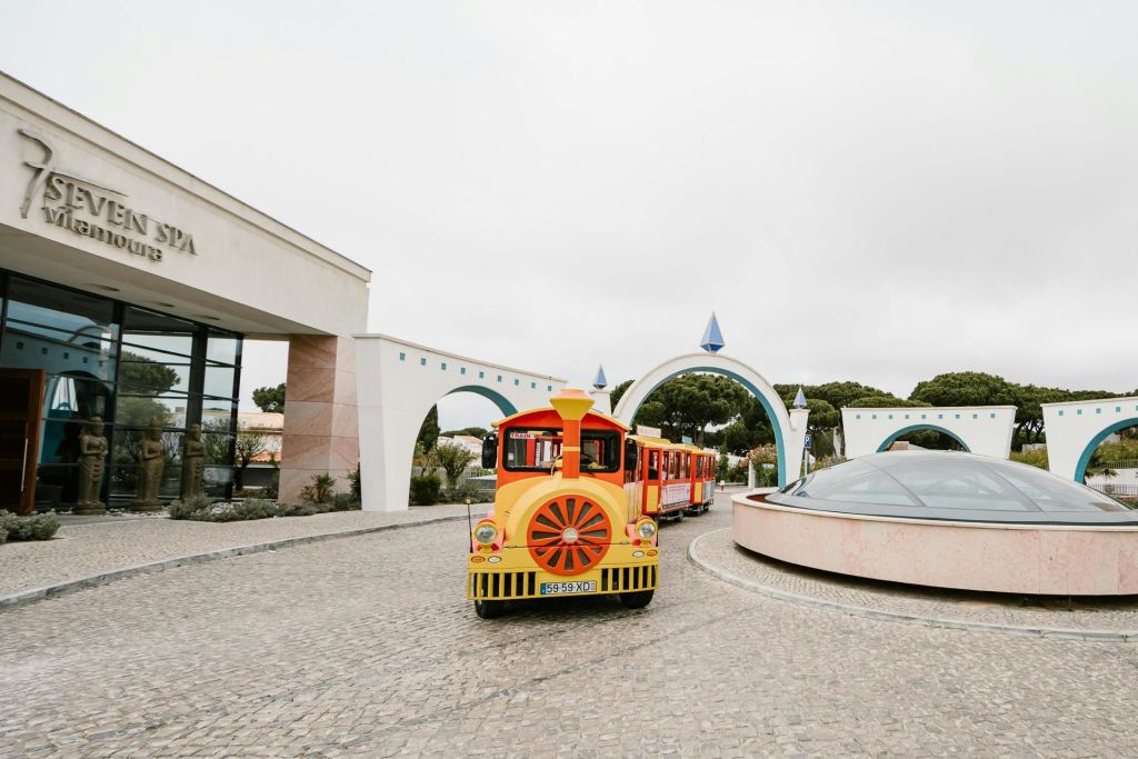 빌라모우라 열차