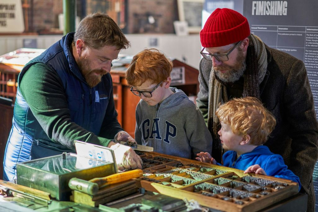 가이드 투어, 인쇄 시연