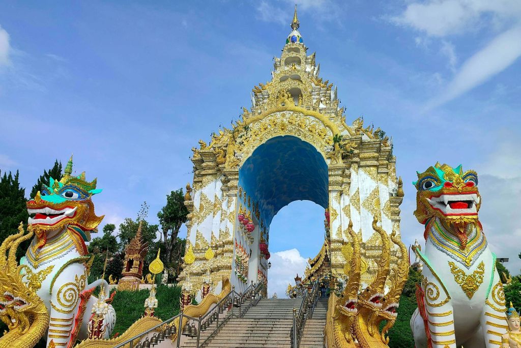 왓 셍깨우 보디얀 (빛의 사원)