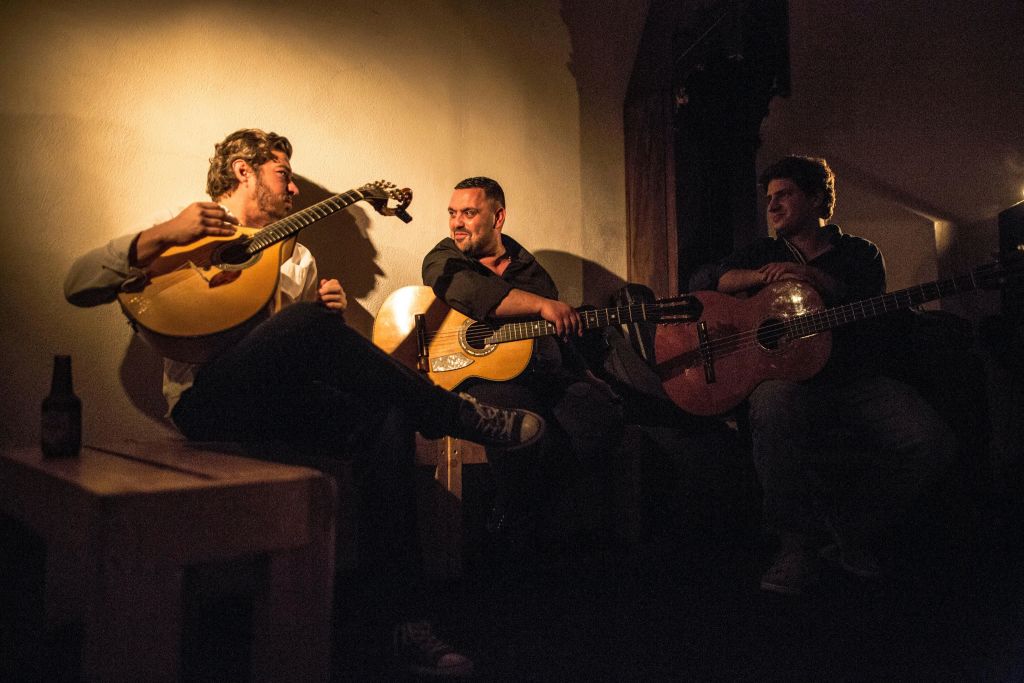 푸드 & 파두 투어