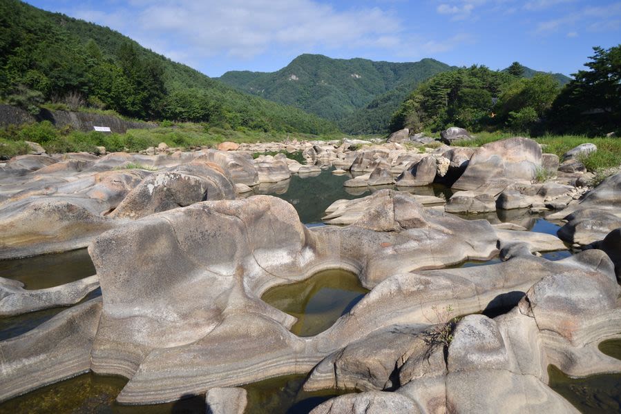요선암 돌개구멍