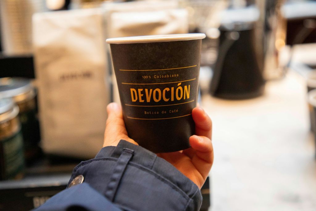 현지인이 좋아하는 데보시온과 함께 힘내세요