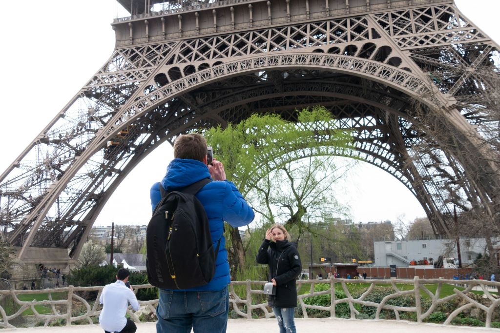 커플을 위한 에펠탑 투어