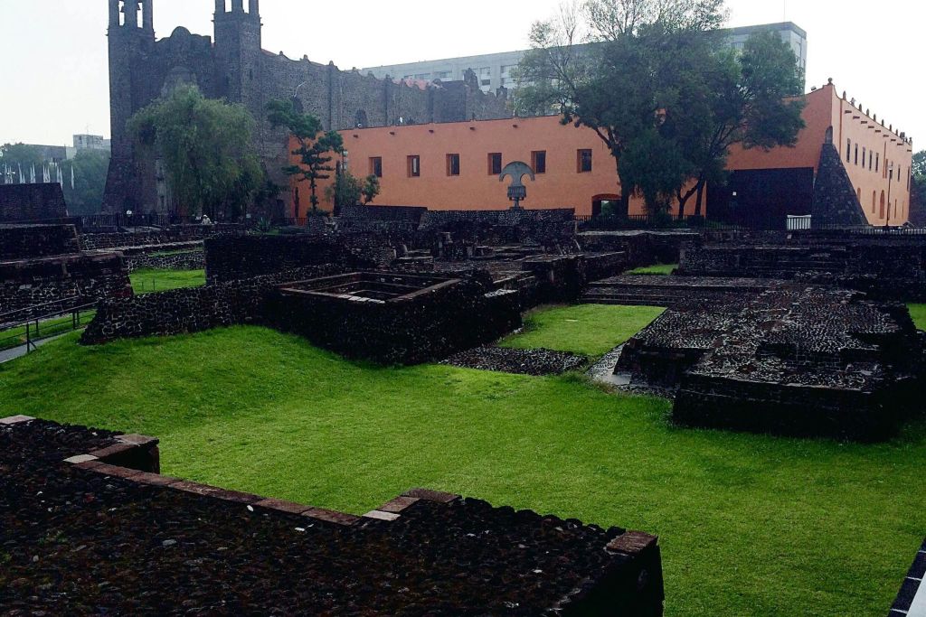 세 문화의 광장