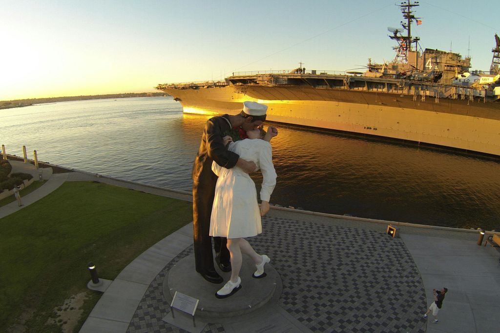 USS 미드웨이