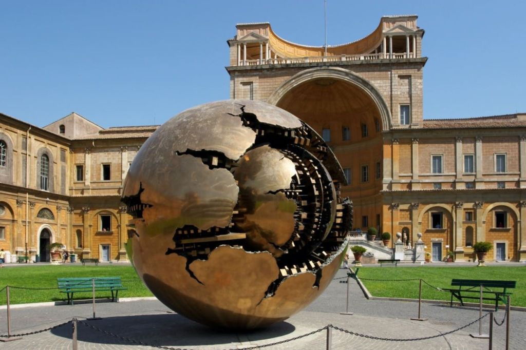 파인콘 코트야드