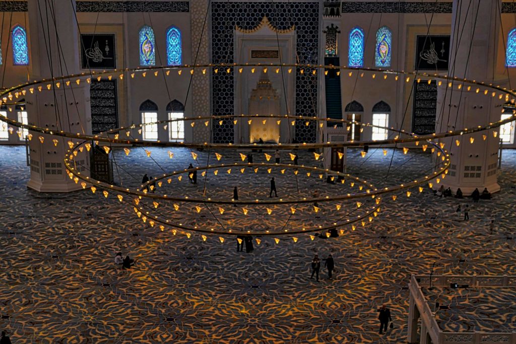 카믈리카 모스크