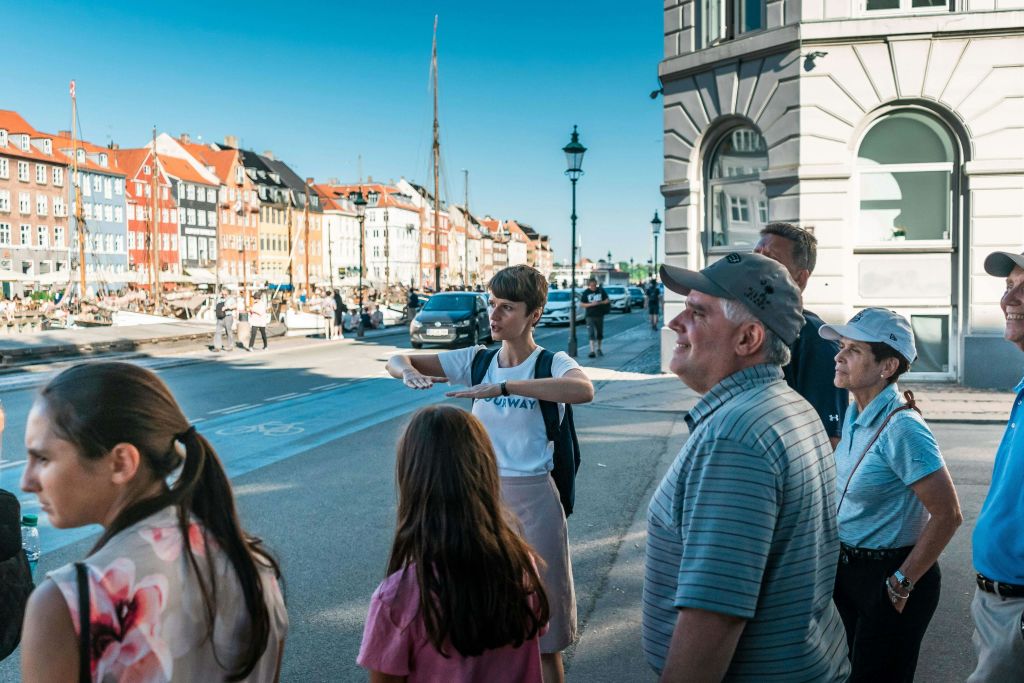 니하운의 전망.