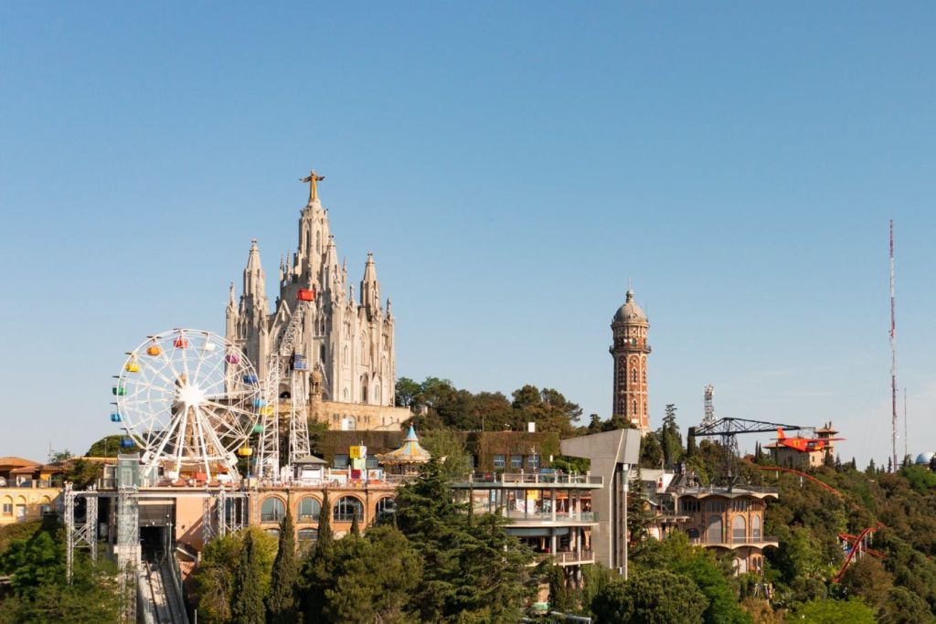 Panorámica del Parc d ´ Atraccions Tibidabo