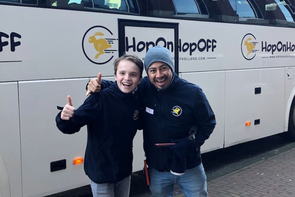 쾨켄호프까지 버스 환승