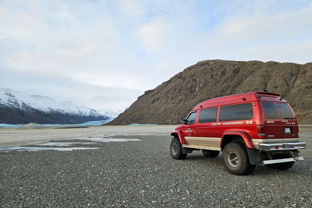 Heinabergslón의 Super Jeep "Eldur" - Ford Econoline 46 "타이어