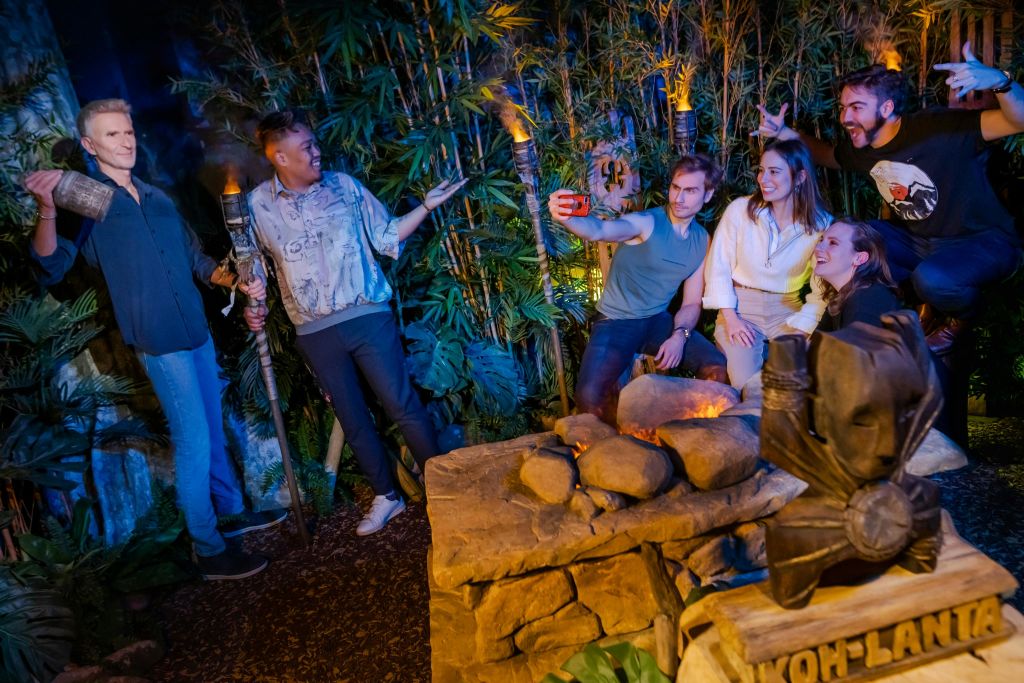 데니스 브로그나트의 코란타 동상