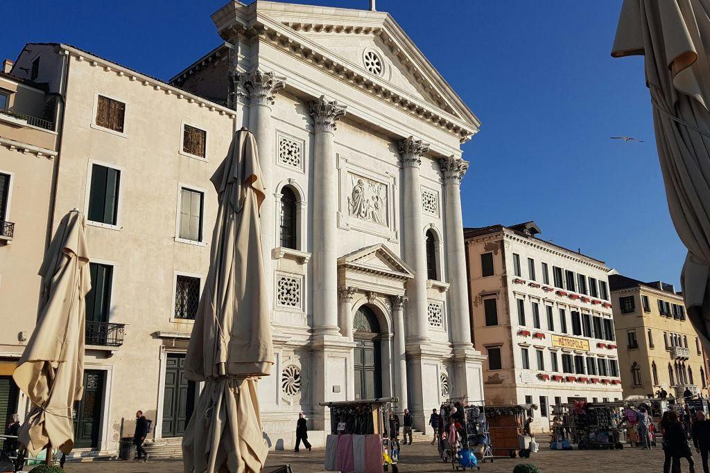 Facciata della Chiesa della Pietà, Chiesa di Vivaldi