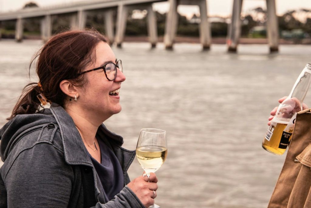 석양을 감상하며 즐기는 크루즈