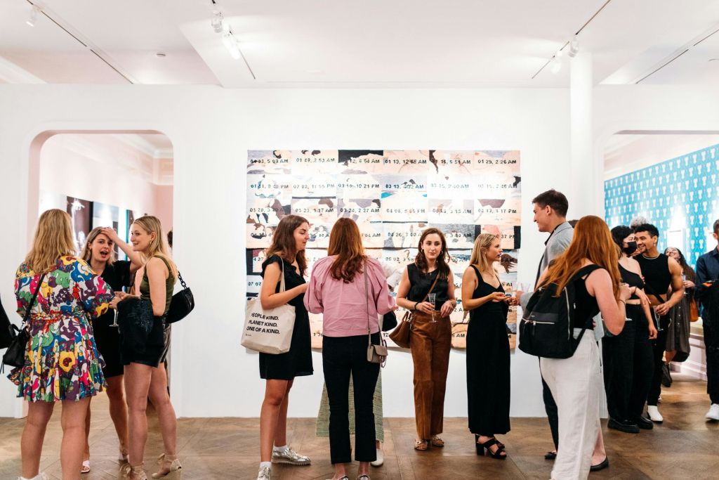 갤러리 오프닝 파티