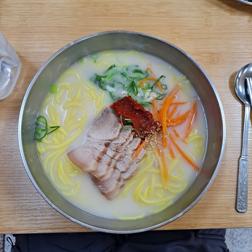 삼대 국수 회관 신제주 점