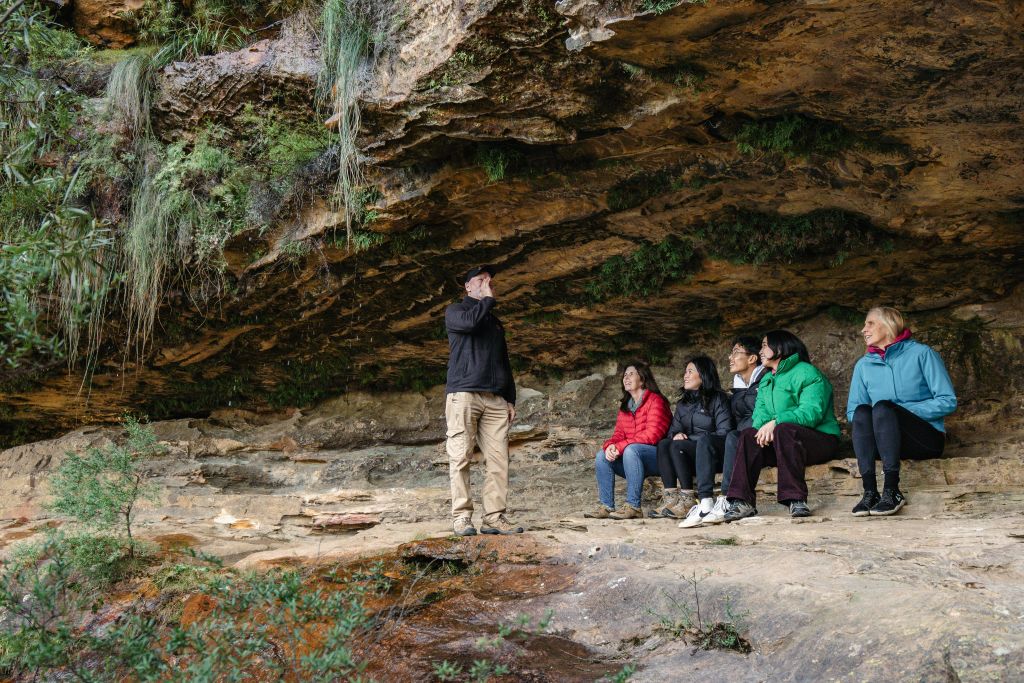 블루마운틴의 웬트워스 폭포 동굴 투어 가이드와 소규모 그룹