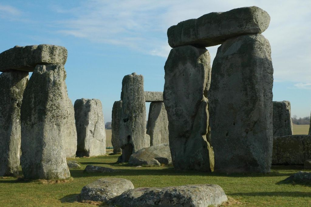 Open your thoughts to the mysterious Stonehenge