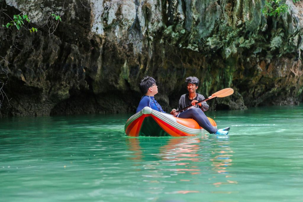 홍섬에서 카누 타기