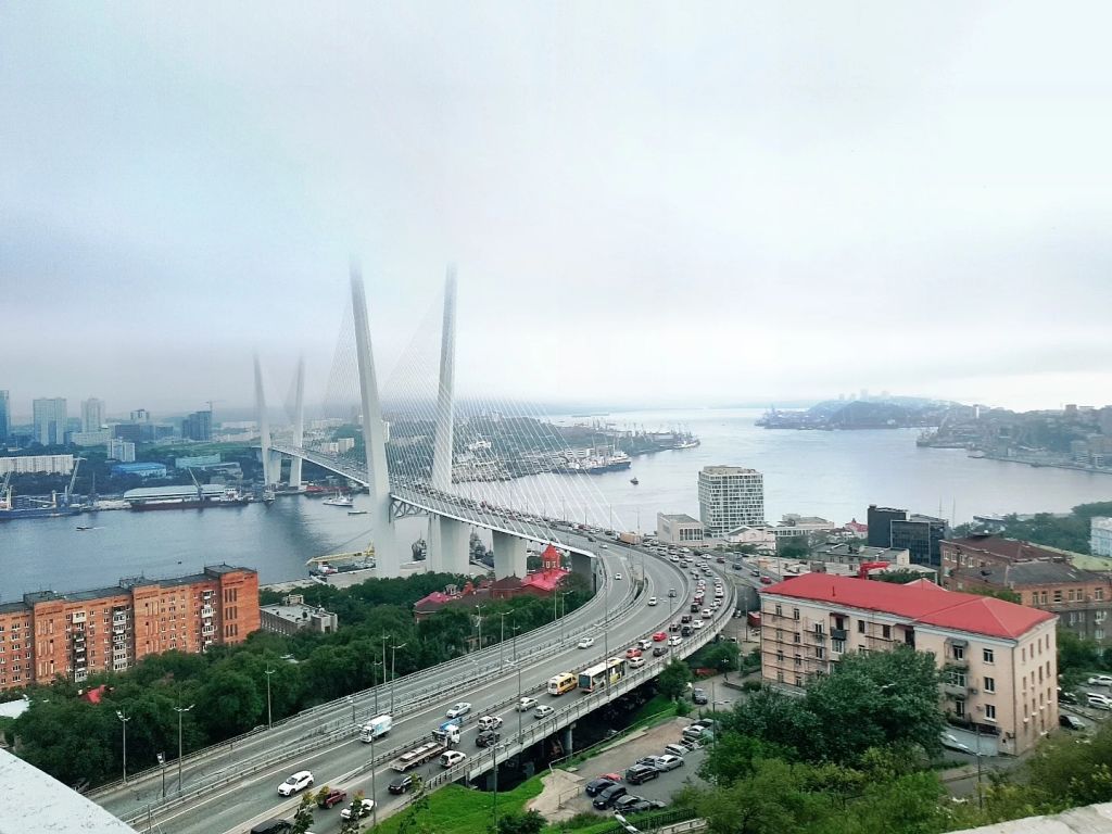 올라가는 길이 등산 같지만, 전망대가 시원했어요.