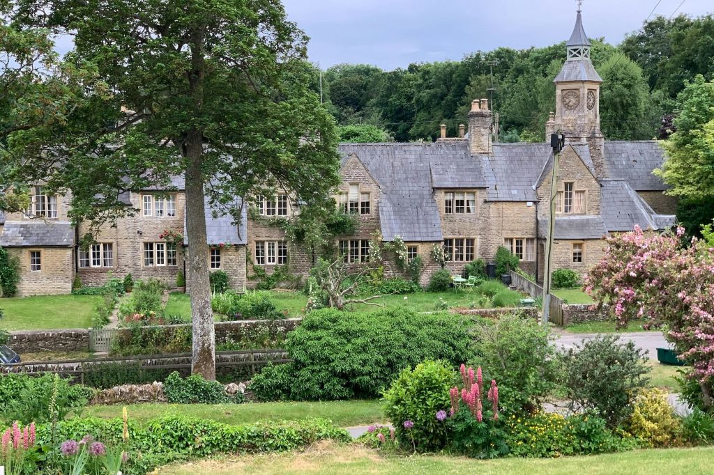 코츠월즈 빌리지