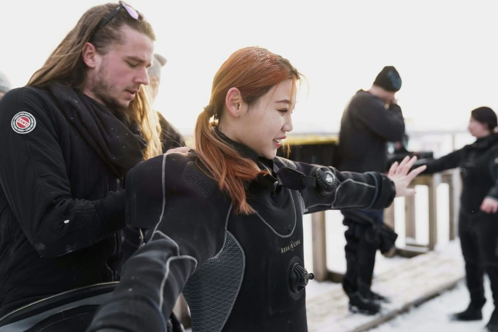 드라이수트 도닝