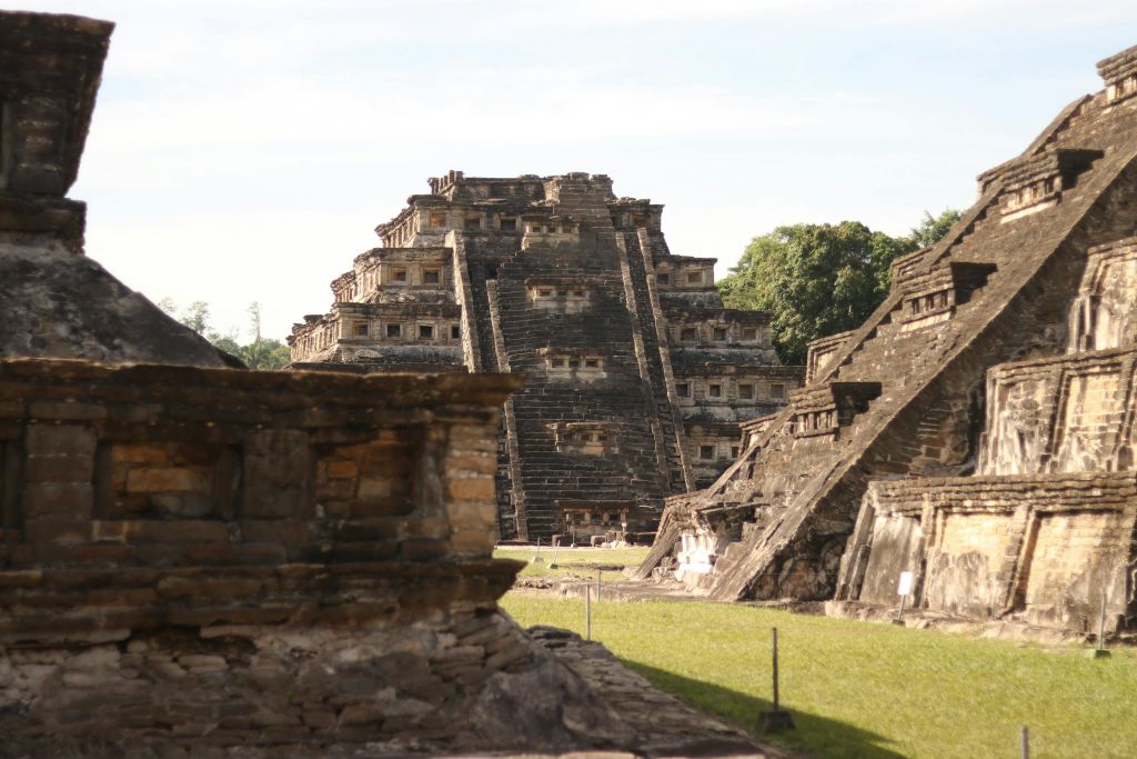 타진 고고학 지대