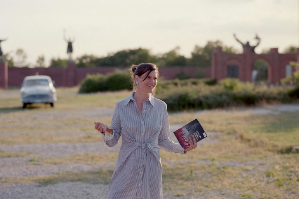 가이드와 함께하는 메멘토 공원 투어