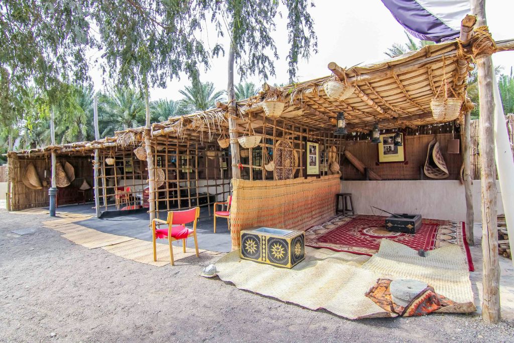 두바이 오리엔트 투어 - 아름다운 풍경과 하타 사막 사파리 (아침 식사 포함)