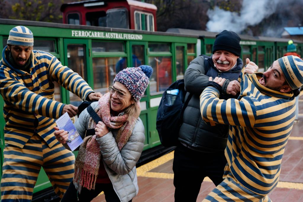 엔드 오브 더 월드 열차 (선택 사항)