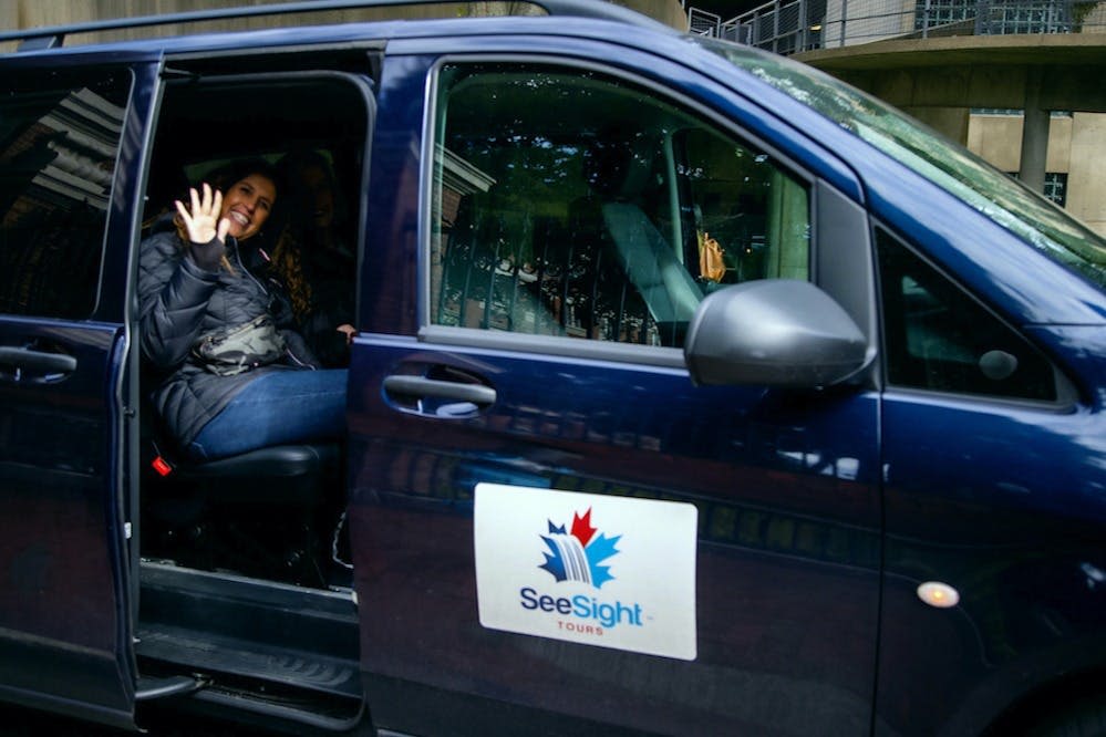 See Sight Tours Van의 게스트