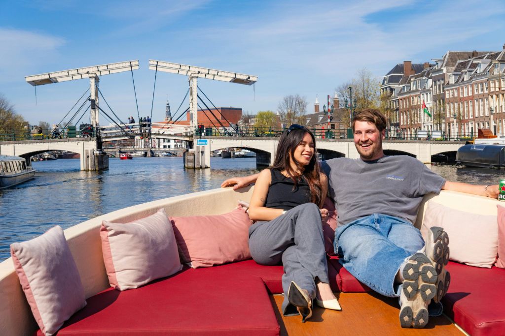 암스 운하 보트 투어